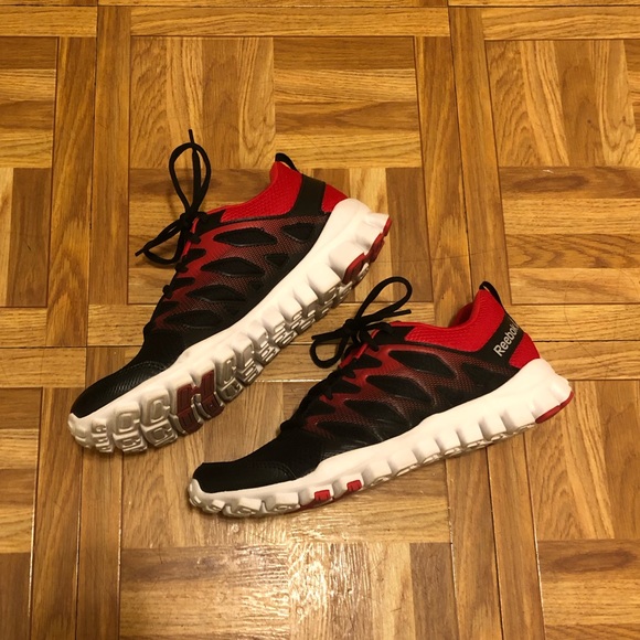 Men Reebok sneakers - Picture 3 of 5